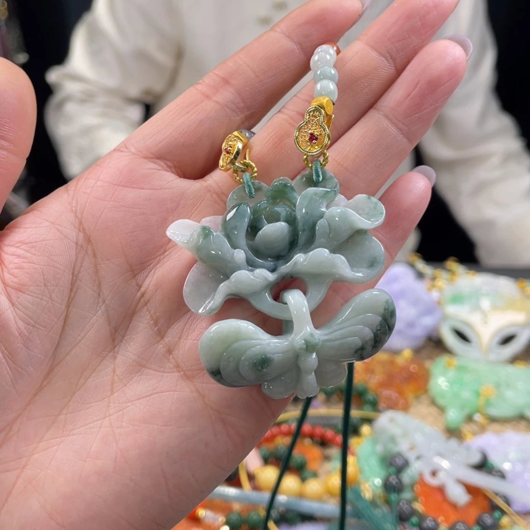 翡翠颈饰未镶嵌代编织