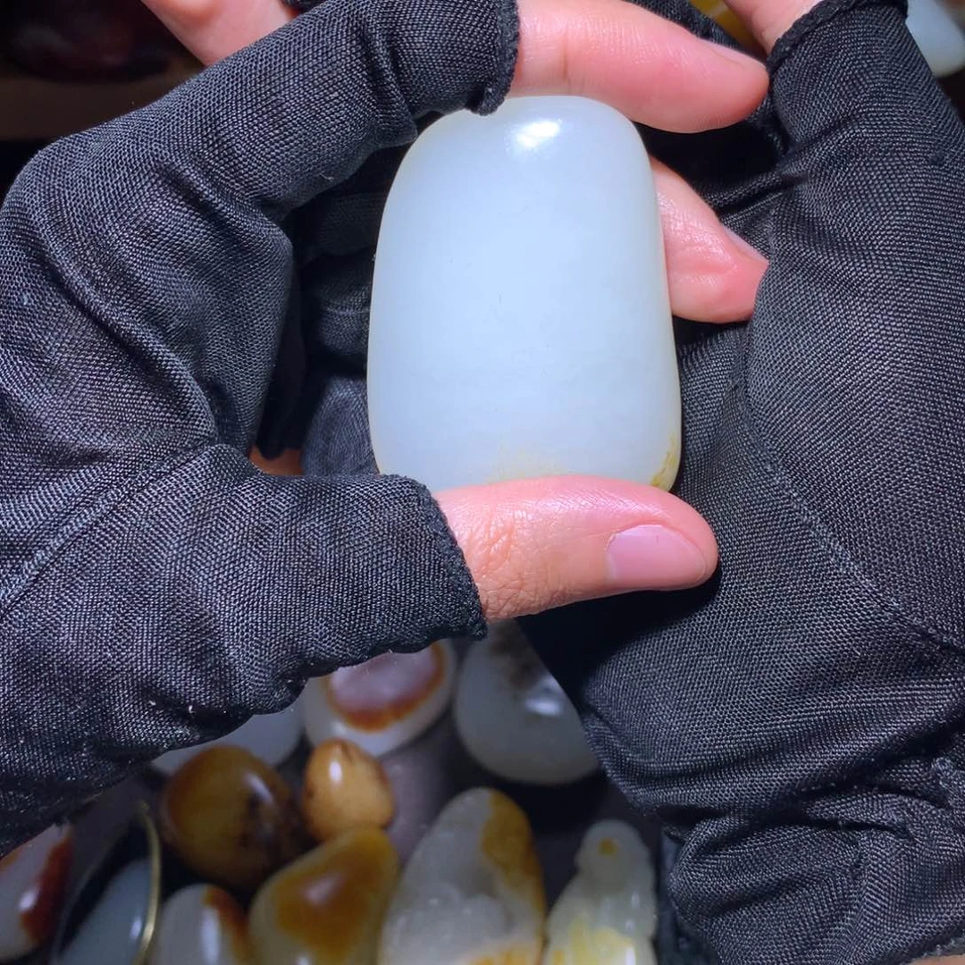 农***民和田玉未镶嵌颈饰