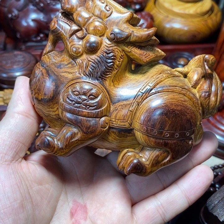 黄花梨/降香黄檀大貔貅