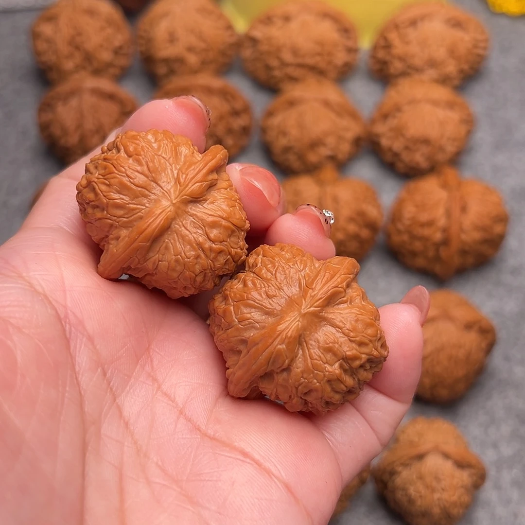 把件文玩核桃精品特价血麒麟36秒拍价