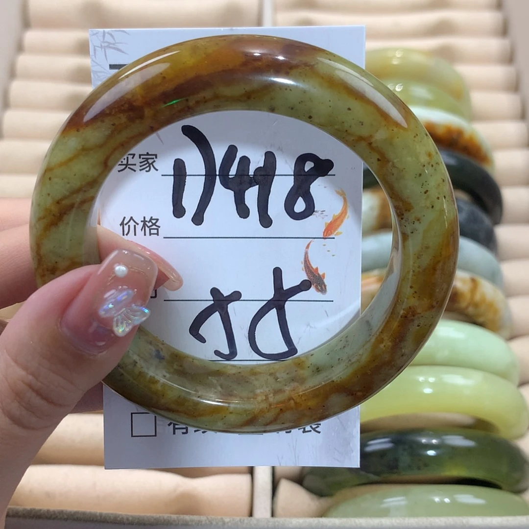 【闪购商品】未镶嵌蛇纹石玉手镯
