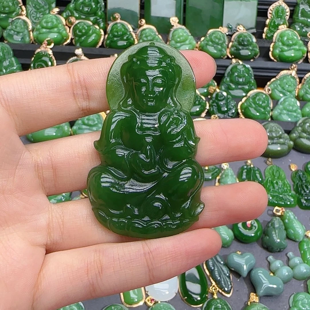 颈饰未镶嵌和田玉（碧玉）