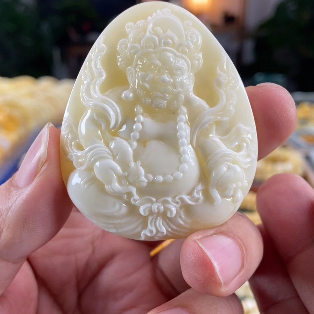 琥珀未镶嵌珠宝奇石白蜡黄财神36.1