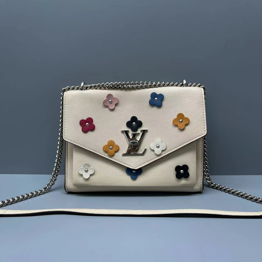 95新 LouisVuitton/路易威登 Lockme链条包 尺寸22*16 SV14057