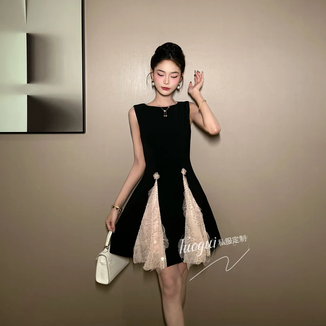 【花花原创】设计感气质连衣裙显瘦坎肩名媛宴会小黑裙21720