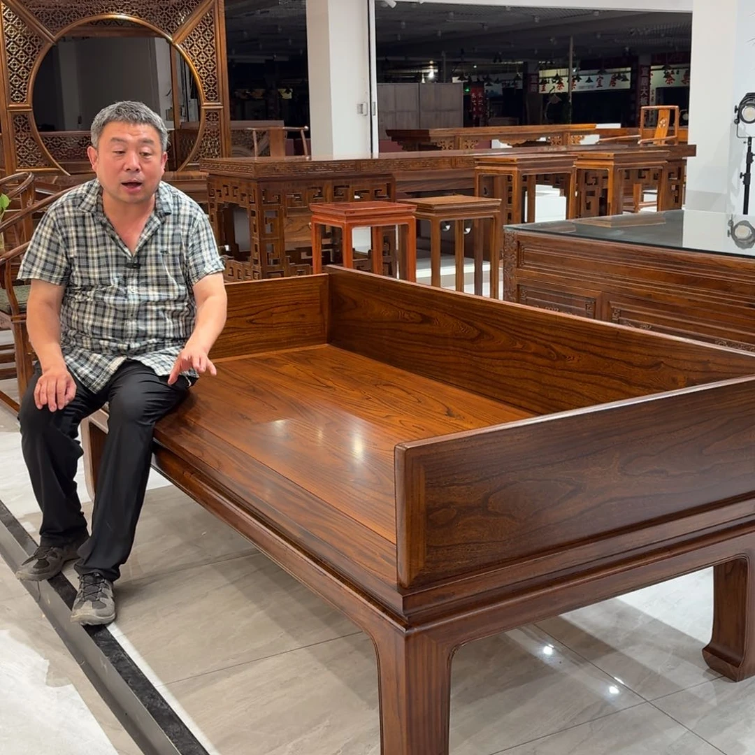 榆木龙合盛古典家具