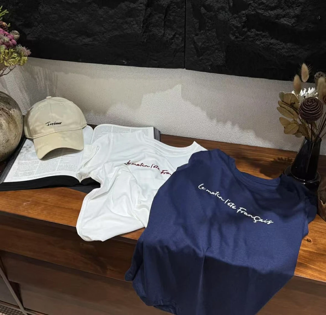 【GUQI】2025春夏新款简约字母印花圆领打底T恤#252051