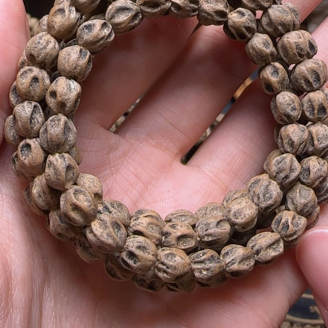 用***4柏香籽/百香籽吊坠