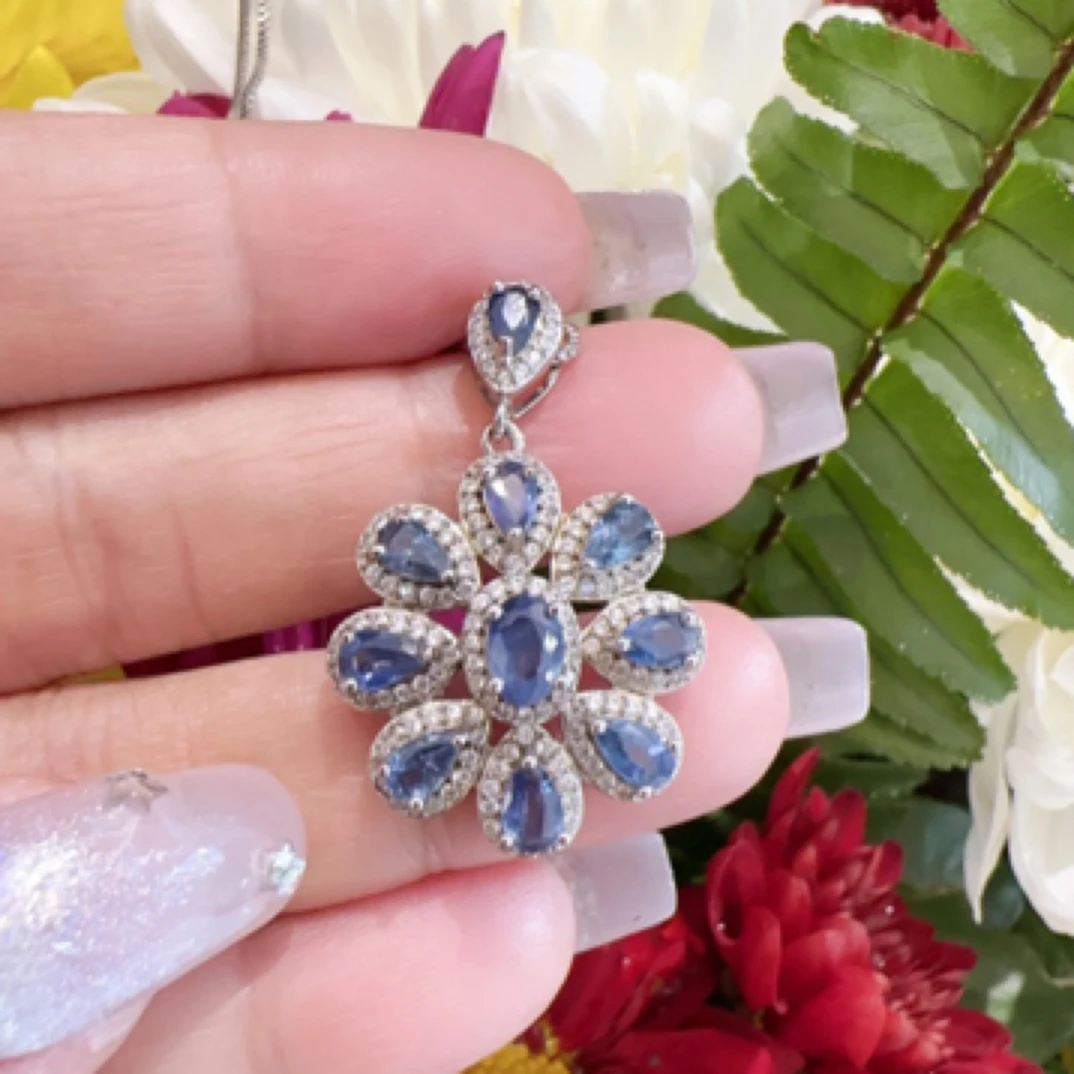 天然蓝宝石吊坠矢车菊配证书925银镶