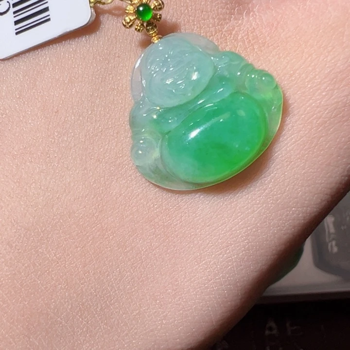 翡翠挂件18K金镶嵌翡翠