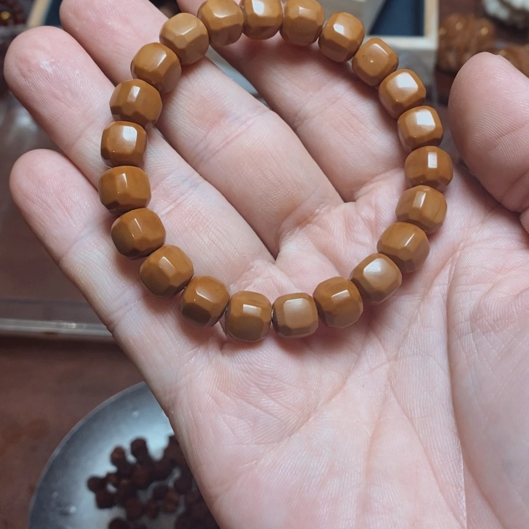 金刚菩提吊坠沉***。六方