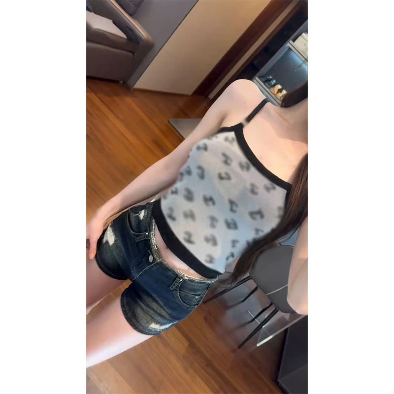 2025夏季新款ins气质法式小香风针织吊带背心配高腰包臀牛仔热裤