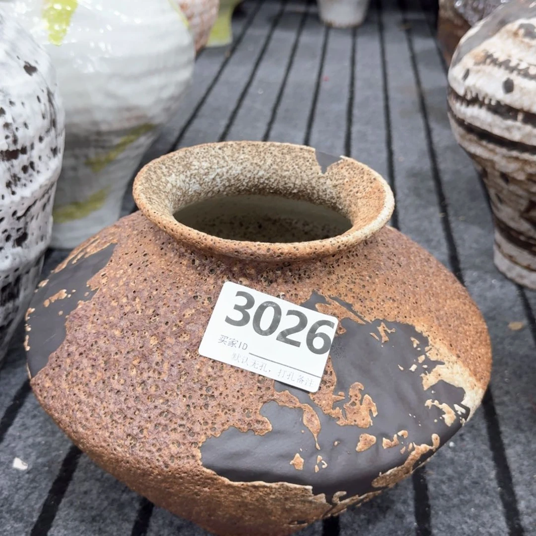 叶***摆件景德镇高温花瓶编号3026高23口10默认无孔