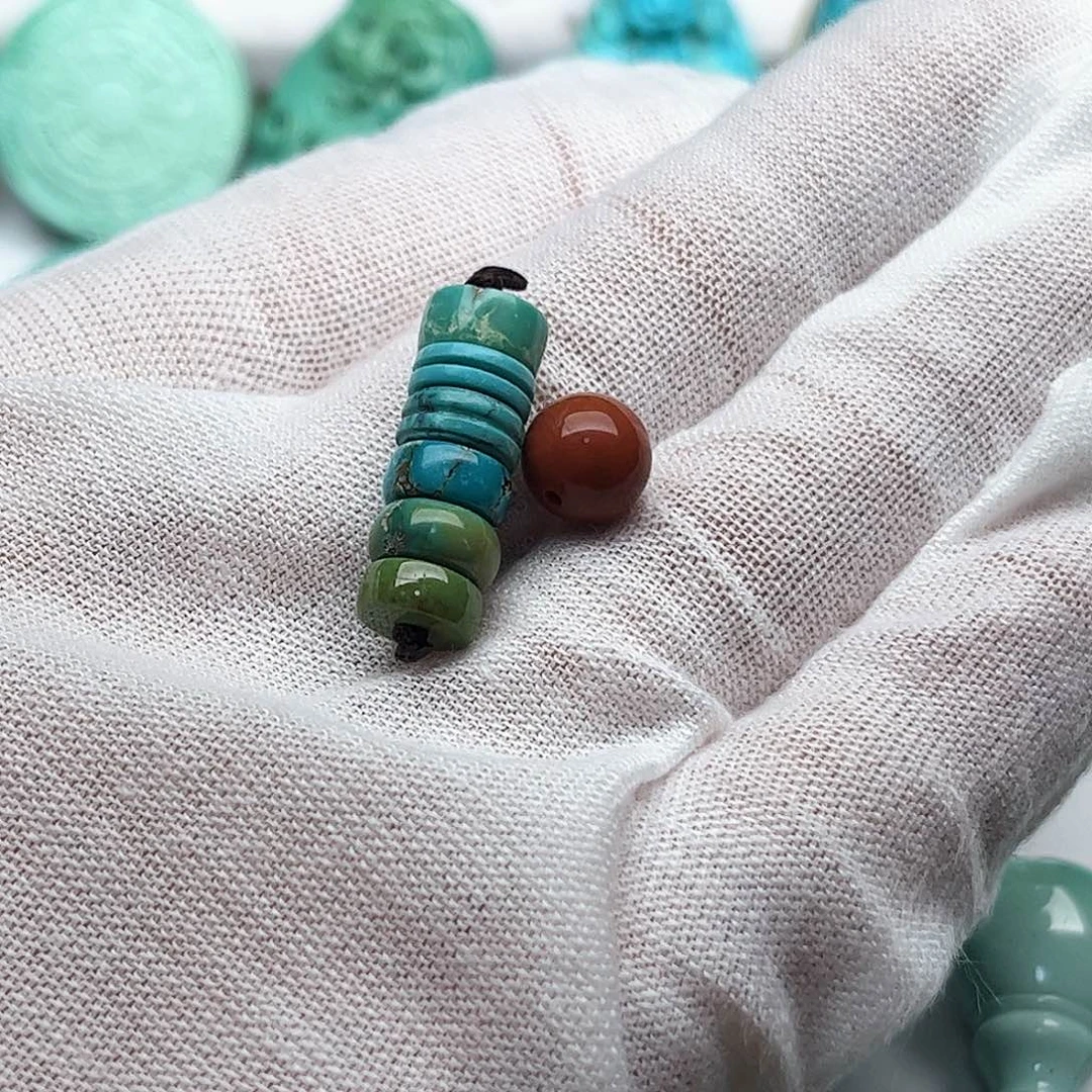 南红玛瑙未镶嵌珠宝奇石