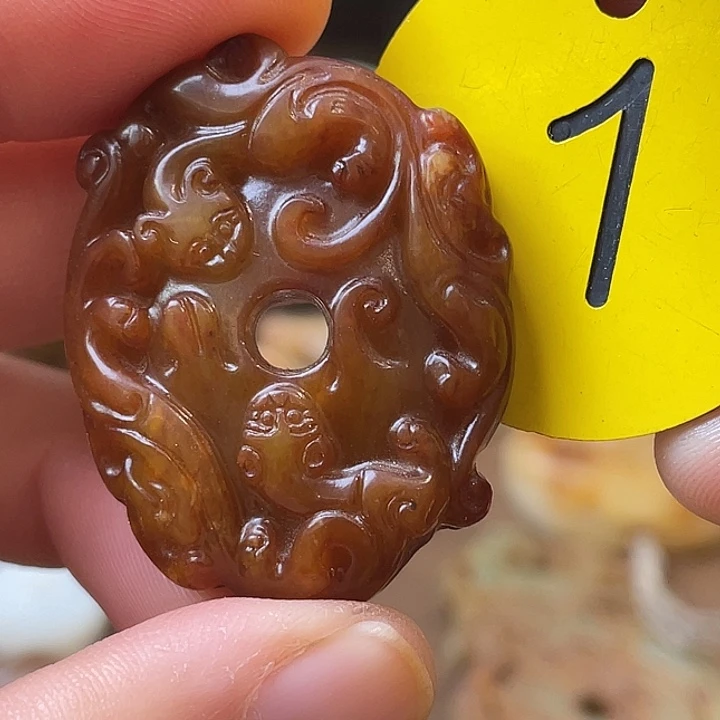 和田玉（糖玉）未镶嵌颈饰