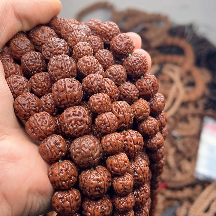 金刚菩提手串肉龙不包黄