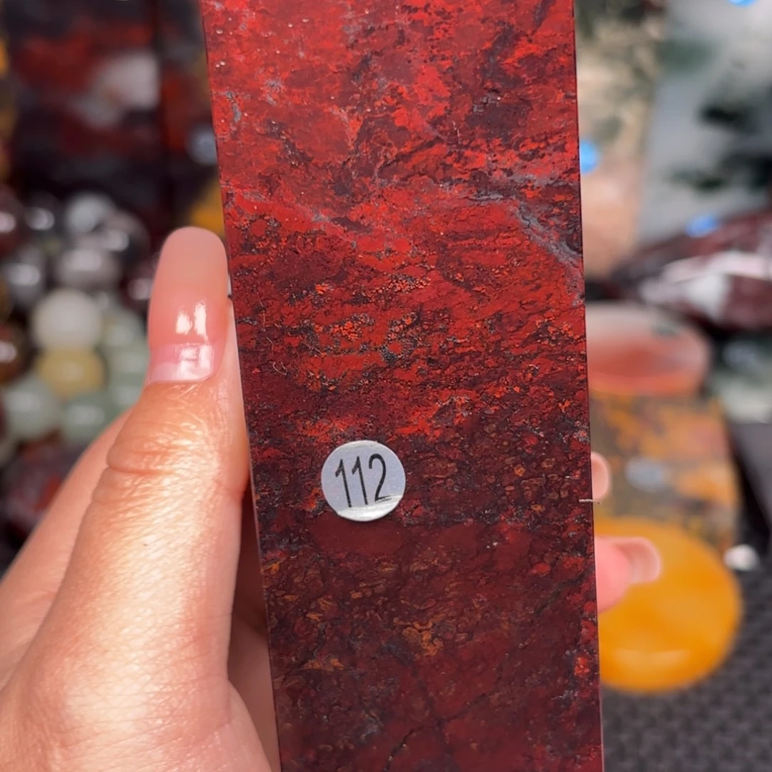 石材桂林鸡血印章摆件，编号：112