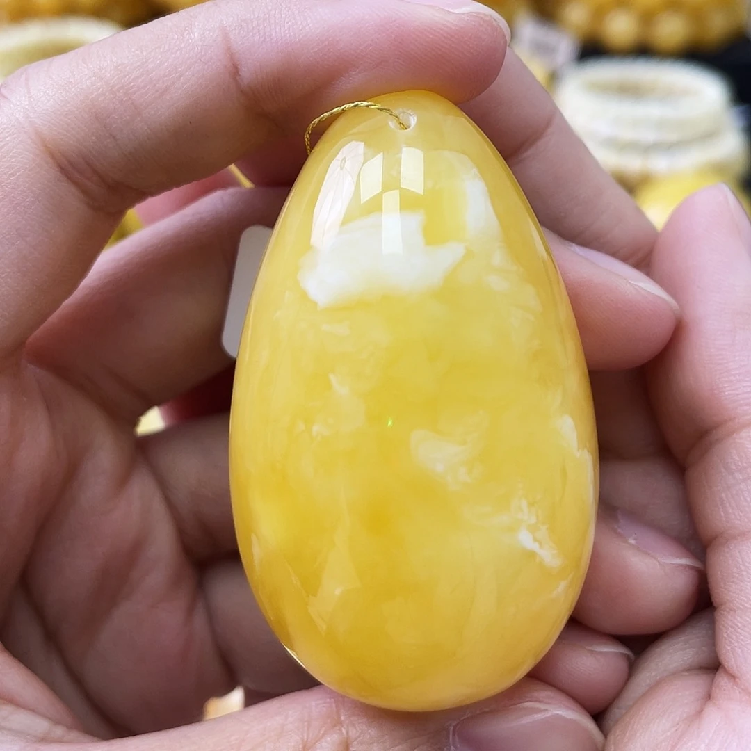 琥珀未镶嵌珠宝奇石水滴