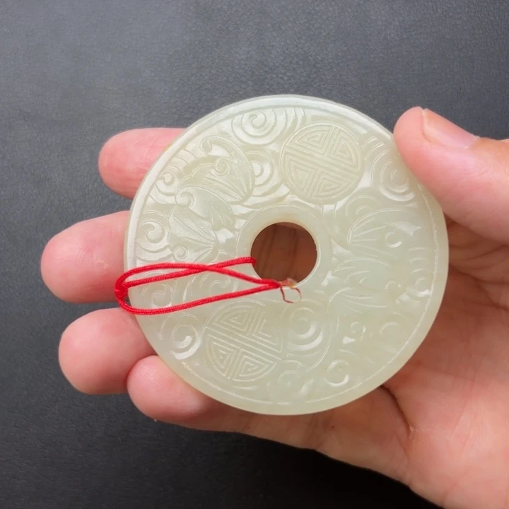 平***0和田玉未镶嵌颈饰