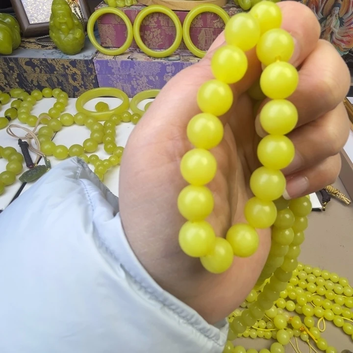 新疆若羌黄口手串