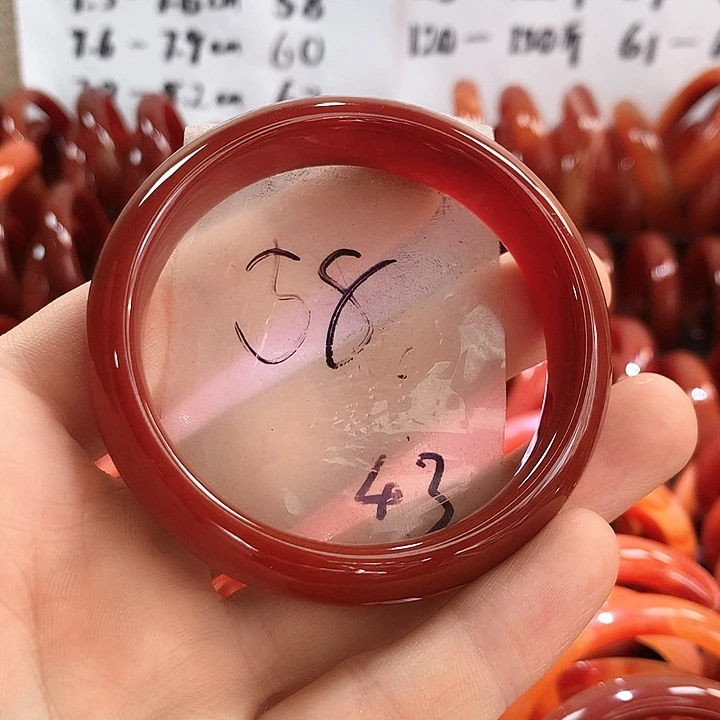 手镯玛瑙/玉髓未镶嵌