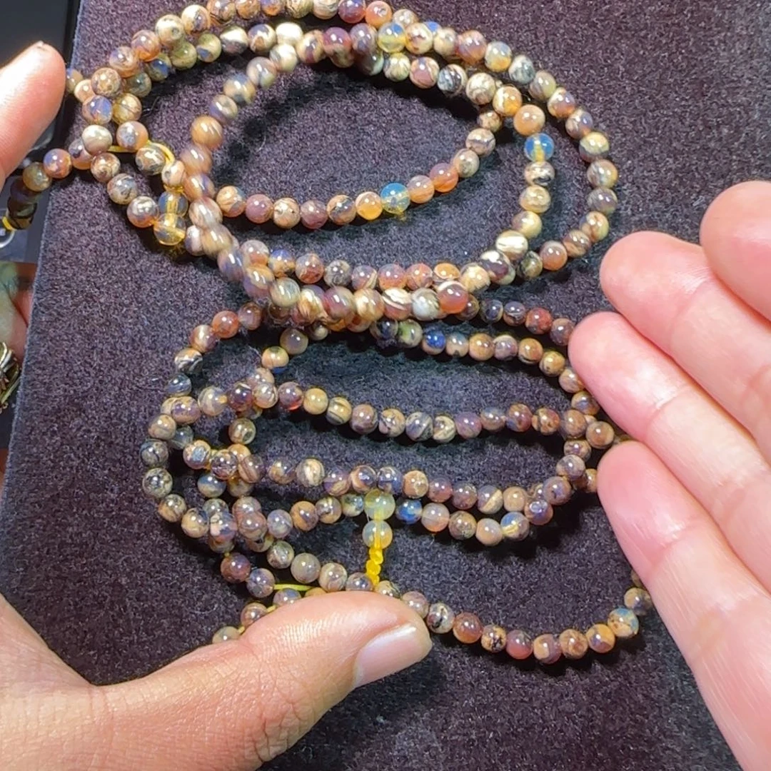 琥珀未镶嵌裸石琥珀