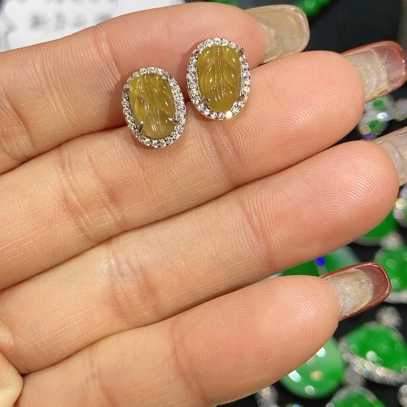 【闪购商品】翡翠耳饰未镶嵌天然翡翠