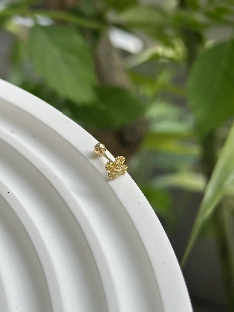 合金耳饰 韩国10k四叶草柠檬黄耳骨钉含量41.7%耳钉螺丝耳拧