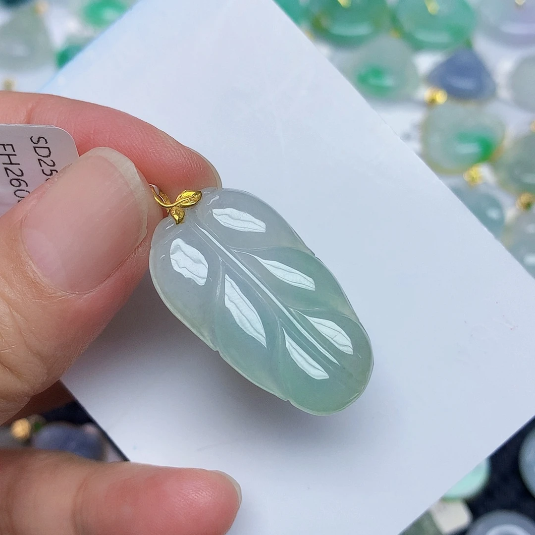 翡翠18K金镶嵌颈饰356789