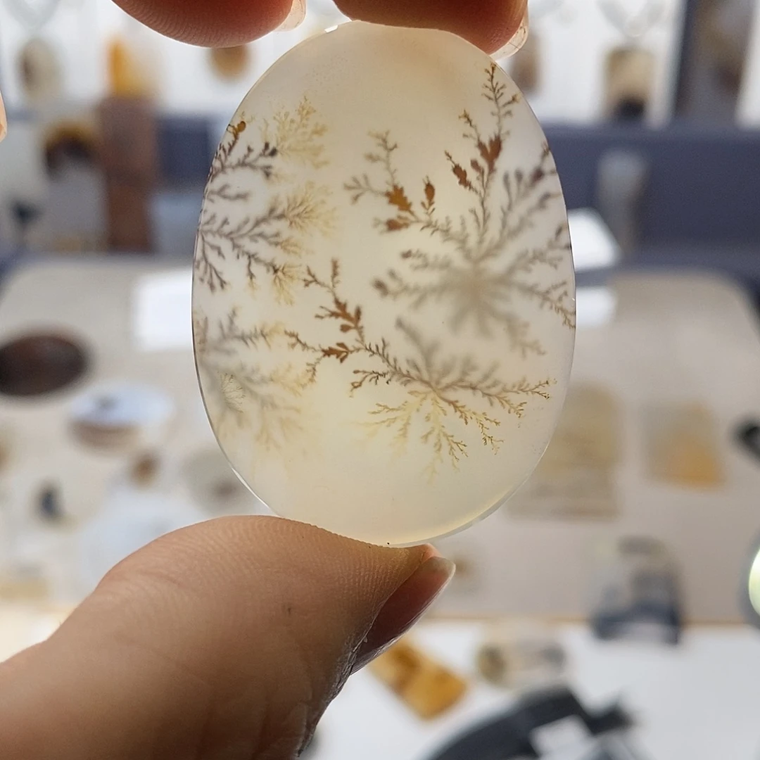 未镶嵌玛瑙/玉髓珠宝奇石