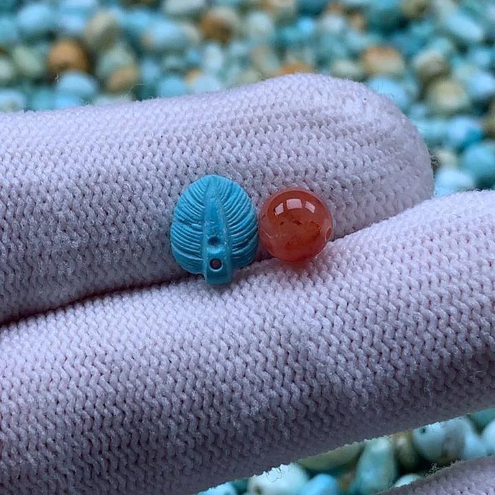 南红玛瑙未镶嵌珠宝奇石