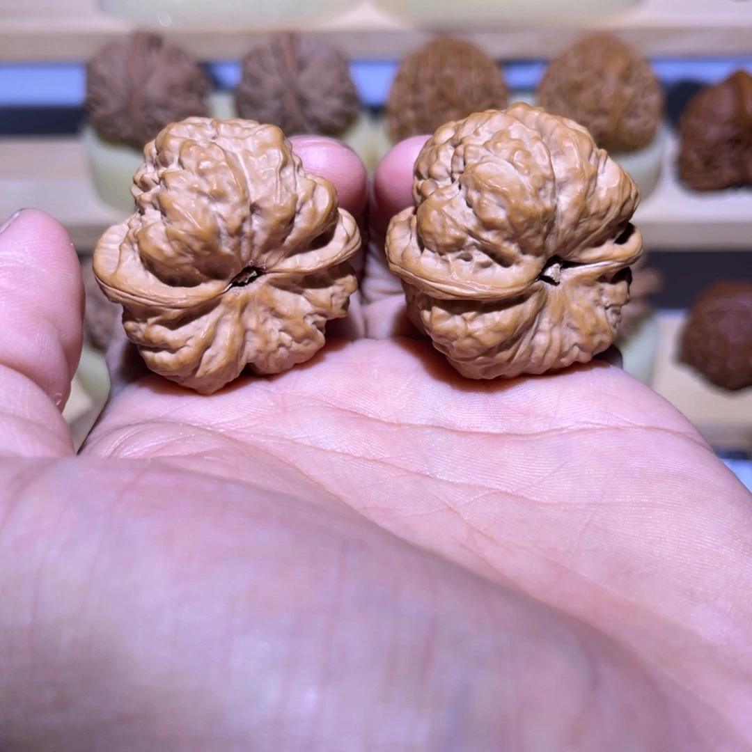 庐***霸吊坠桃核38全品蛤蟆头