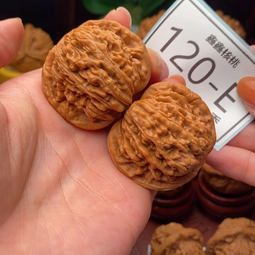 文玩核桃把件汉高楼41