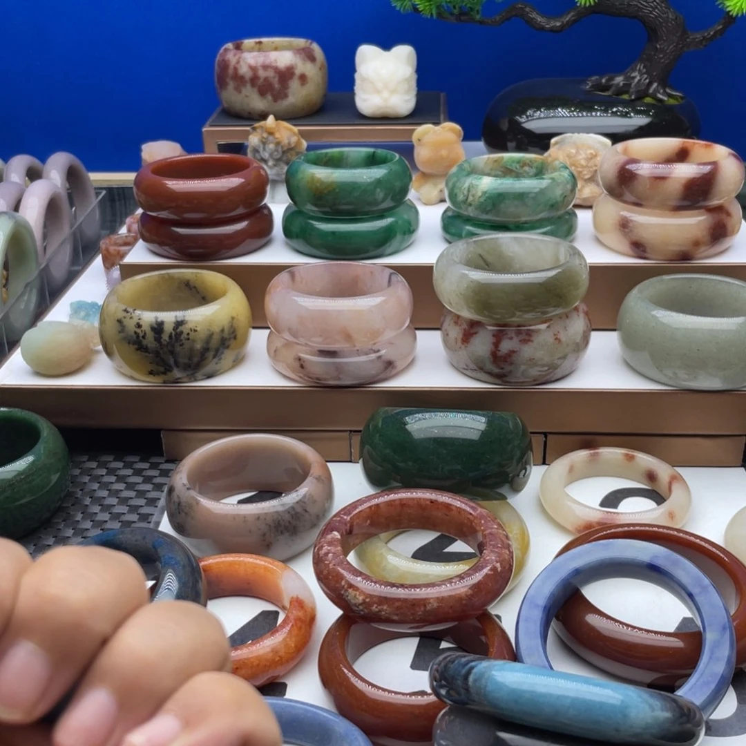 石英质玉手镯未镶嵌做****分