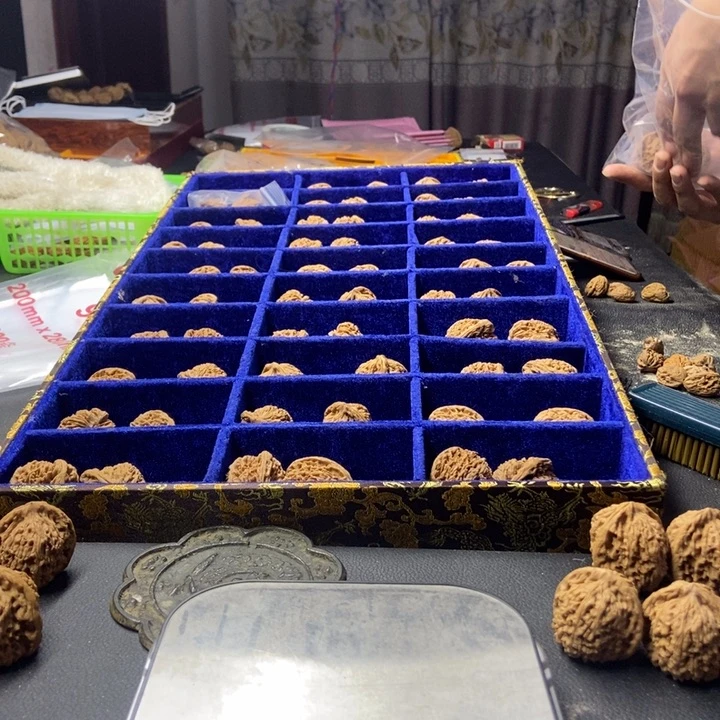 文玩核桃吊坠大****V可口可乐