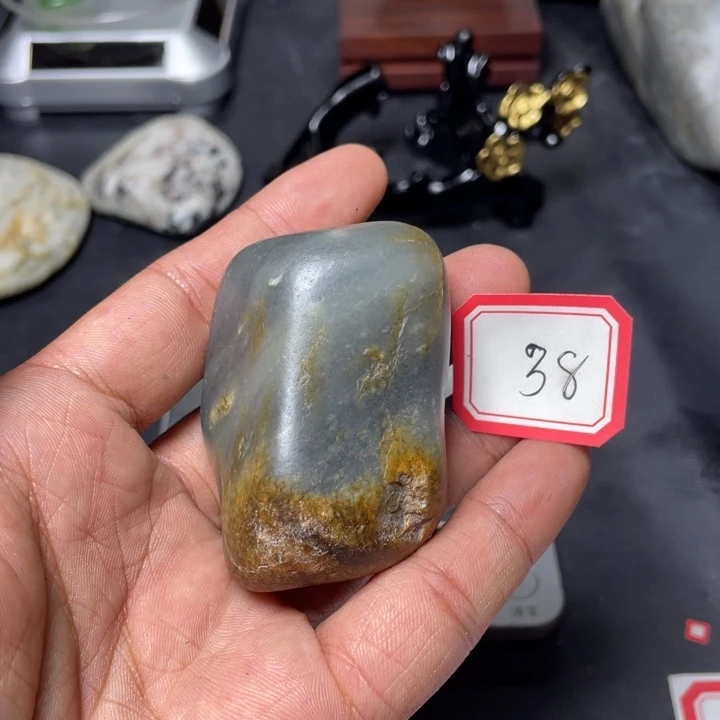 颈饰未镶嵌和田玉38