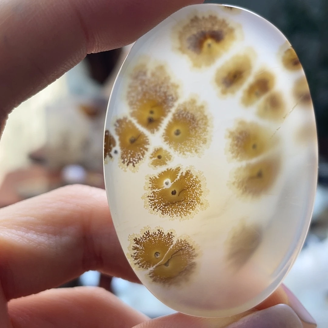 玛瑙/玉髓未镶嵌珠宝半成品