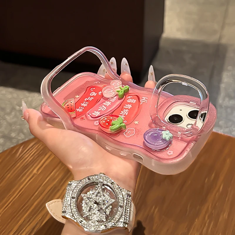 莓有烦恼公仔适用苹果15oppo华为vivo小米iPhone16双支架手机壳