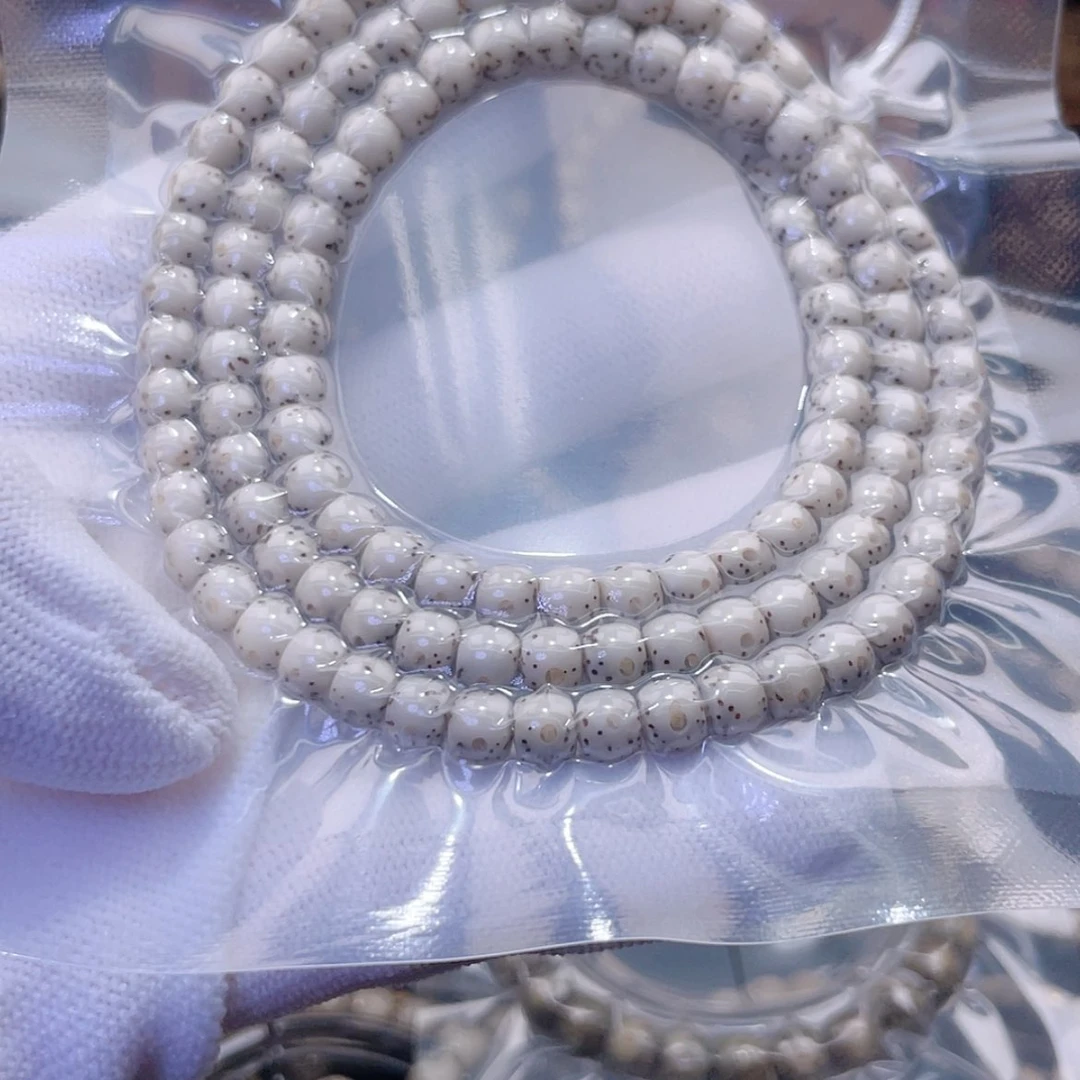 【闪购商品】手串星月菩提65老型带月大留白针尖星石玉料糯冰108