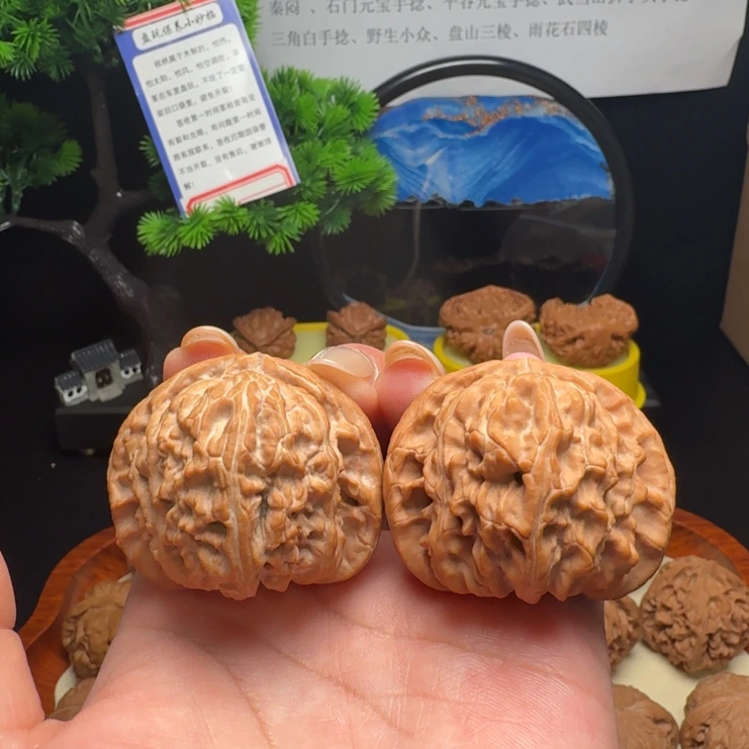 吊坠文玩核桃全品白狮子44