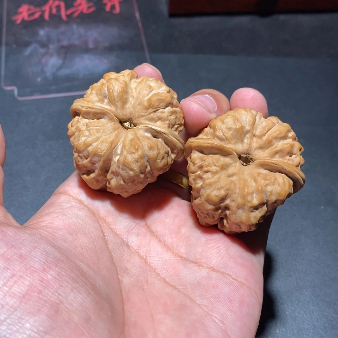 把件文玩核桃邱****）750000000000