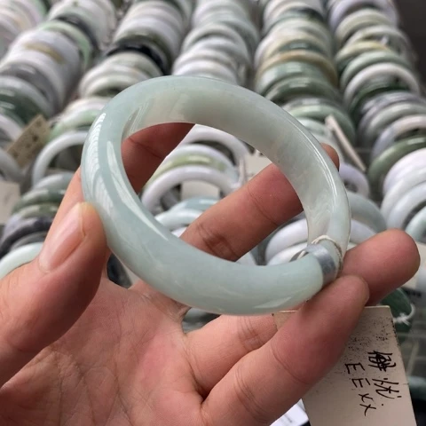 未镶嵌手镯翡翠翡翠手镯