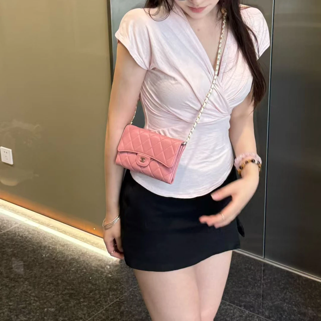 95新 Chanel/香奈儿 95新香奈儿钱包粉色/13581991