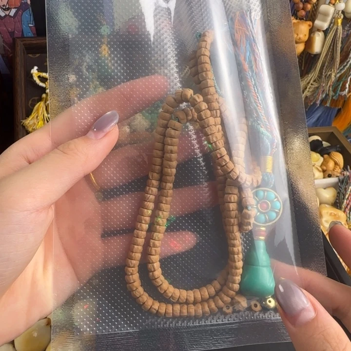 大****吊坠猴头核桃长珠