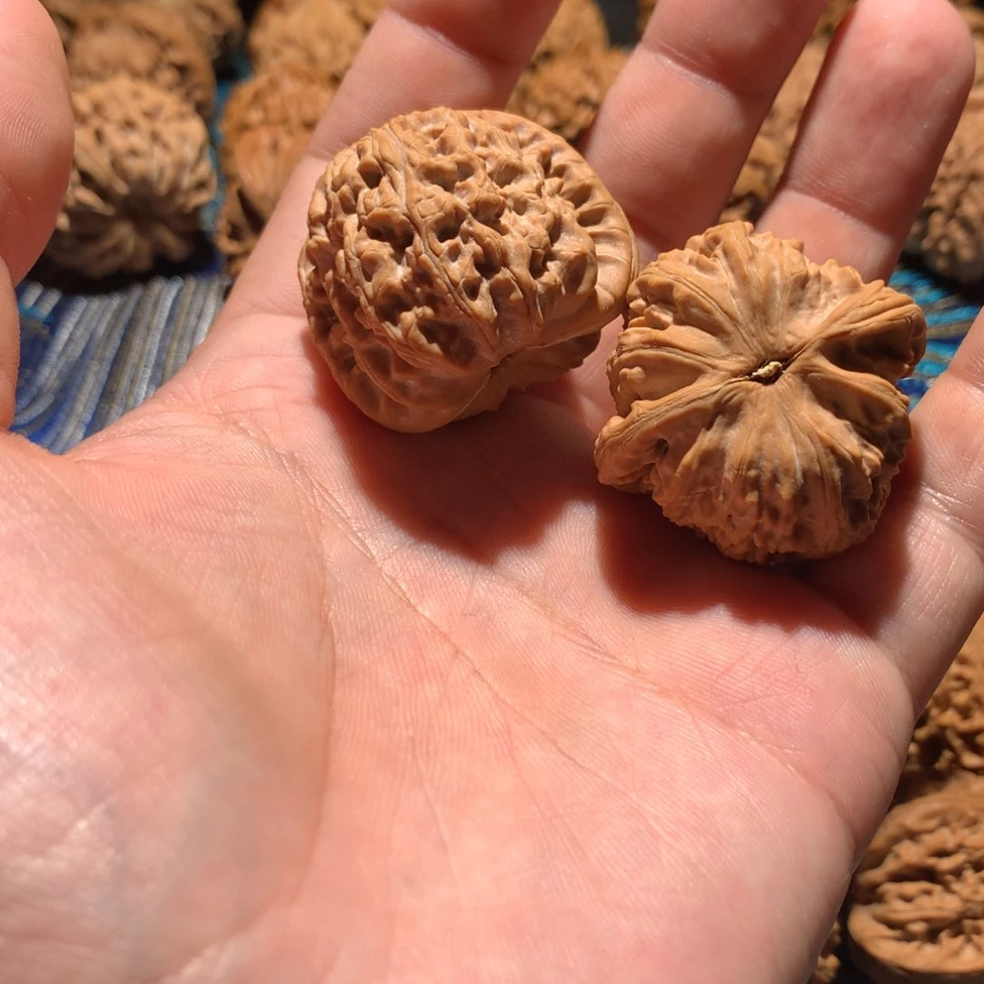 猴头核桃吊坠凯*56899999009988