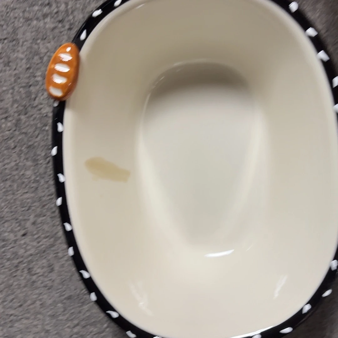 钛合金黑色浴缸瑕疵明显款