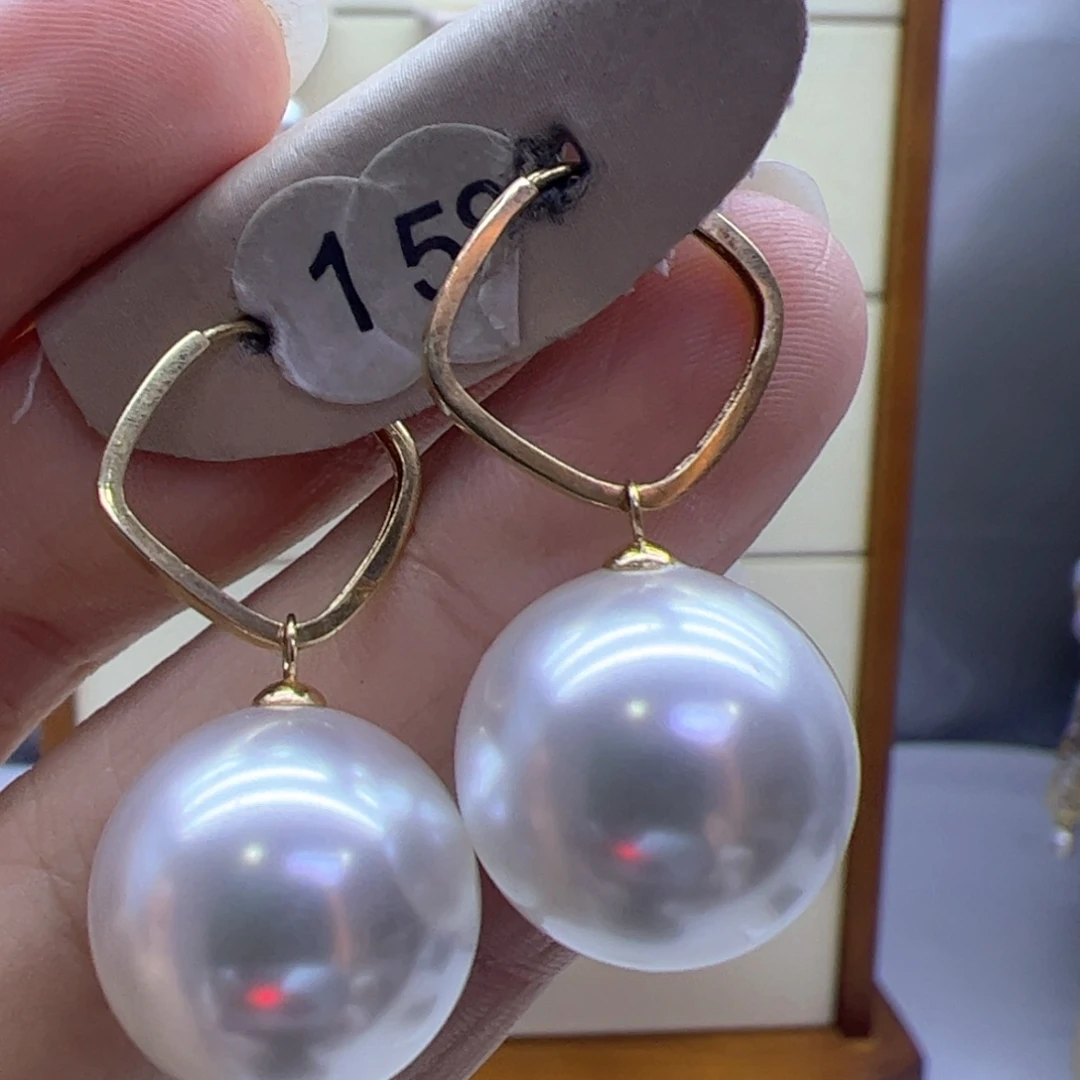 淡水珍珠耳饰18K金镶嵌