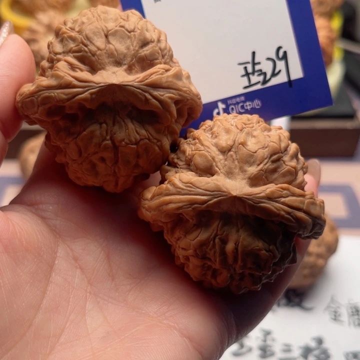 吊坠文玩核桃心*文玩核29