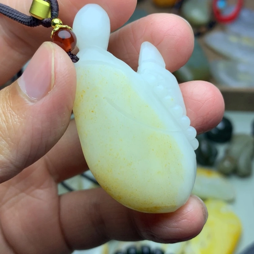 【闪购商品】颈饰未镶嵌和田玉