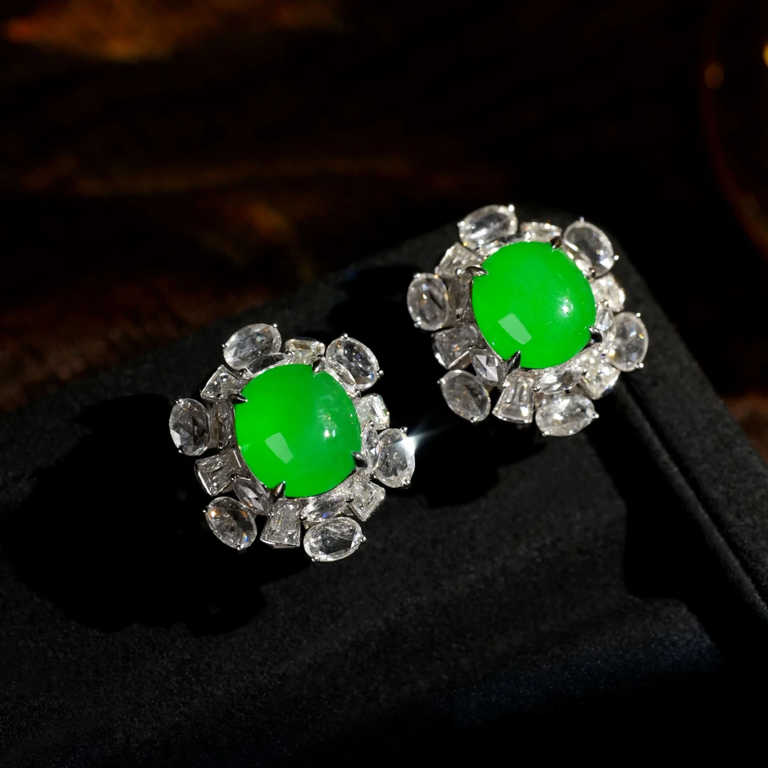 金钰顺缅甸翡翠高冰辣绿翡翠蛋面耳钉18K金满色翡翠蛋面耳扣裸石